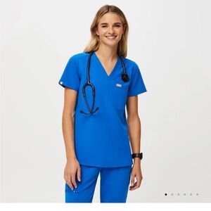 Figs Women’s Catarina One Pocket Scrub Top Technical Collection Royal Blue XL
